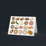 ユダヤ料理 ハoliday 夕食 食品 プリント カード<br><div class="desc">このデザインは、ユダヤ料理の人気食品のオリジナルイラストをフィーチャーしています。イラストには、バブカ、クリームチーズとスモークサーモンのベーグル、ルゲラッハ、ブルーベリーのクレープ、ハマンチュール、ルーベンサンドイッチ、コーシャーディルピクル、マッツァ、ほうれん草のキニッシュ、シャクシュカ、オニオンベーグル、ココナッツマカロン、イスラエルサラダ、クーゲル、ブーレカス、ビーフブリスケット、サワークリームのラトケ、マッツォボールスープ、スフガニヨット、そしてチャラブレッドの1斤などが含まれています。</div>