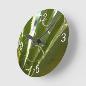 ユッカ葉グリーン自然写真 ラウンド壁時計 (傾斜)