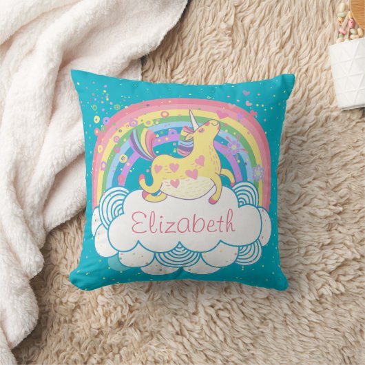 ユニコーンおよび虹のパーソナライズな女の子の枕ギフト クッション (ブランケット)