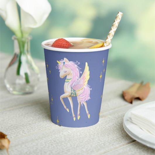 ユニコーンで初めての誕生日のための紙カップ 紙コップ (インサイチュ)