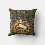 ユニコーンとゴシックのファンタジーの花,フローラモチーフ クッション (裏面)