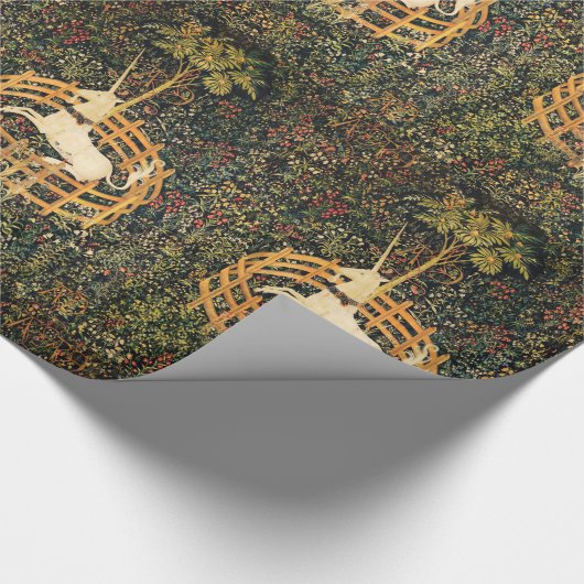 ユニコーンとゴシックのファンタジーの花，フローラモチーフ ラッピングペーパー (角)