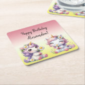ユニコーンとデイジー、「ハッピーバースデー」 スクエアペーパーコースター (アングル)