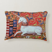 ユニコーンと中世ファンタジーの花，フローラモチーフ アクセントクッション (裏面)