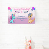 ユニコーンと恐竜の子供のパーティー 横断幕 (インサイチュ)