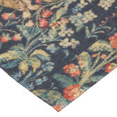 ユニコーンと鹿、花、森林動物のフローラ テーブルクロス (アングル)