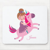 ユニコーンに乗るかわいいブロンドの髪の少女 マウスパッド (正面)