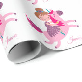 ユニコーンに乗るかわいいブロンドの髪の少女 ラッピングペーパー (ロールコーナー)