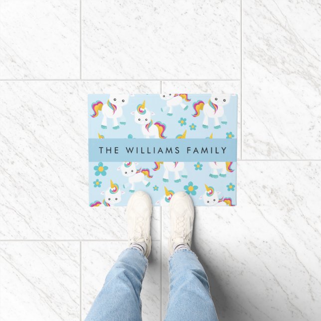 ユニコーンのパターン，かわいいユニコーン，あなたの名前 ドアマット (室内)