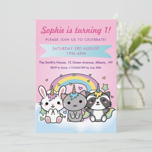 ユニコーンの漫画動物のパステル調の女の子の第1誕生日 招待状 (スタンド正面)