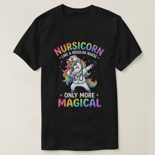 ユニコーンの魔法に満ちたナースライフ Tシャツ (デザイン正面)