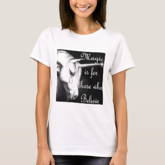 ユニコーンの魔法 Tシャツ