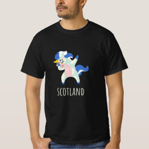 ユニコーンをだらしながら使うスコットランド国旗 Tシャツ