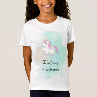 ユニコーンを信じてるよTシャツ Tシャツ