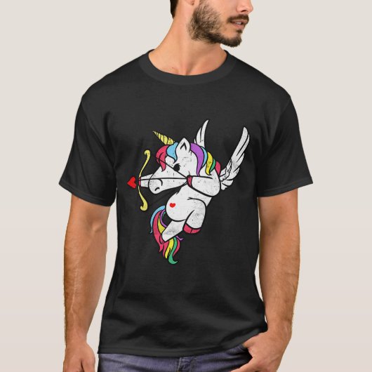 ユニコーンクールキュピッドUnicorn男性の女性バレンタイン Tシャツ (正面)