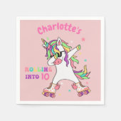 ユニコーンダビングローラスケートで滑る誕生日 スタンダードカクテルナプキン (正面)