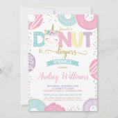 ユニコーンドーナツおよびおむつのベビーはシャワーを振りかけます 招待状 (正面)