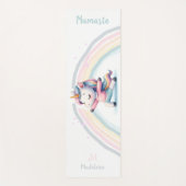 ユニコーンナマステヨガキュートおもしろいパステルネームモノグラム ヨガマット (正面)