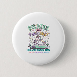ユニコーンピラティスとピクシーダストのボールドタイポグラフィTシャツ 缶バッジ