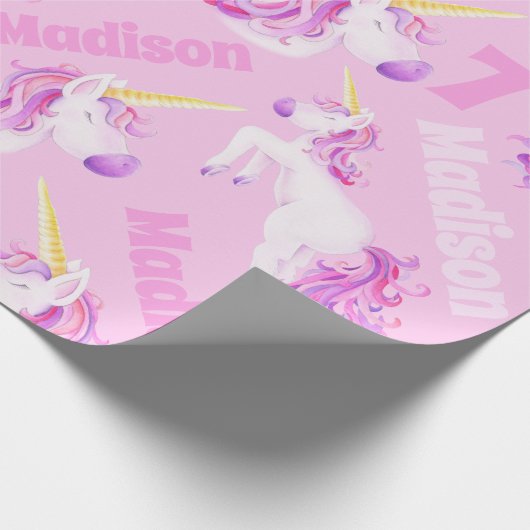ユニコーンピンクパープパーソナライズされたルの名前と7歳 ラッピングペーパー (角)
