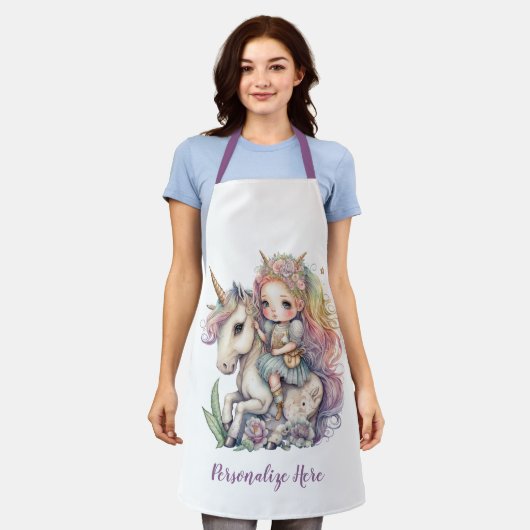 ユニコーンフェアリープリンセスレインボーカラーパーソナライズ エプロン (着用した状態)