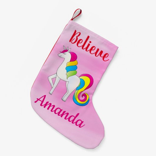 ユニコーン信じクキュートピンク名前をカスタムする スモールクリスマスストッキング (正面 (吊り時))