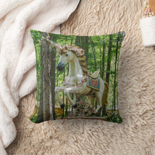 ユニコーン像 クッション (ブランケット)