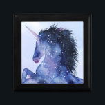 ユニコーン宇宙 – 宇宙 ギフトボックス<br><div class="desc">Unicorn Universe IV by Grace Popp.銀河のような宇宙的なデザインを持つポーズのユニコーンを特徴とする。</div>