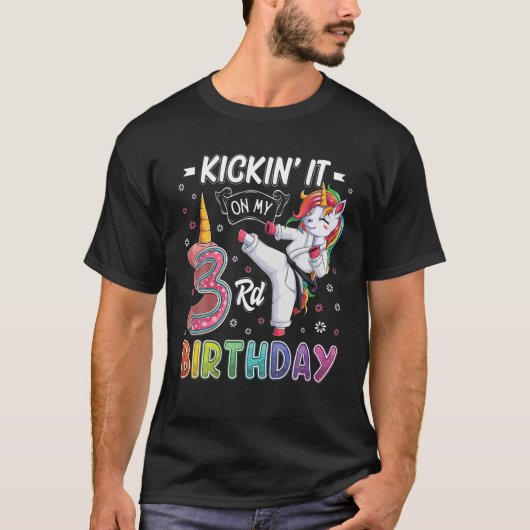 ユニコーン空手3歳の誕生日3 3歳テク Tシャツ (正面)