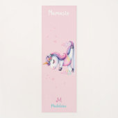ユニコーン虹ヨガポーズカワイエムネームおもしろいモノグラム ヨガマット (正面)