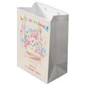 ユニコーン跳び跳ねる子供の誕生日 ミディアムペーパーバッグ (裏面アングル)