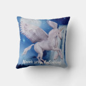 ユニコーン飛んでいるの滝信じファンタジー馬 クッション (裏面)