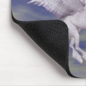 ユニコーン飛んでいるオーバーレインボードリームズファンタジー馬 マウスパッド (コーナー)