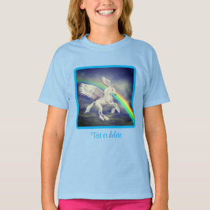 ユニコーン飛んでいるオーバーレインボーファンタジーホース Tシャツ
