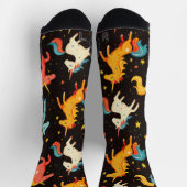 ユニコーン飛んでいるポニーチョークスケッチパターンブラック ソックス (上部)