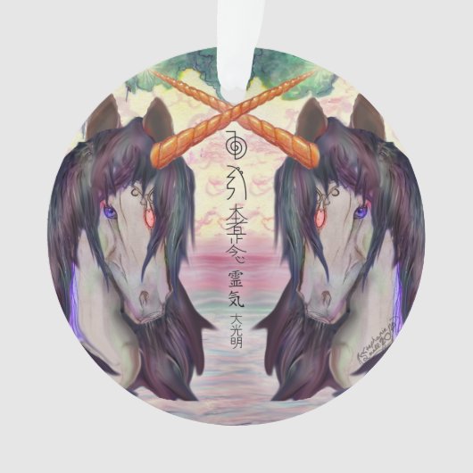 ユニコーン馬ポニーウマ科のペガサス翼霊気 オーナメント (正面)