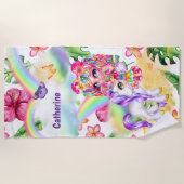 ユニコーン魔法の虹の女の子が魔法をかけたガーデンフローラ ビーチタオル (正面)