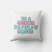 ユニコーン|は馬の分野のユニコーンです クッション (裏面)