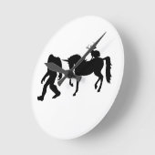 ユニコーン,ビッグフット,ジャッカロープ ラウンド壁時計 (傾斜)
