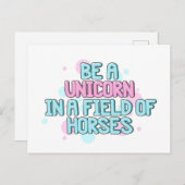 ユニコーン |馬のフィールドで一角獣になる ポストカード (正面/裏面)