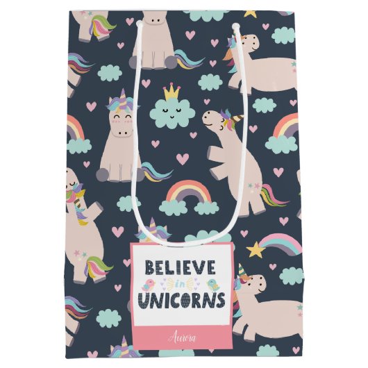 ユニコ信じーンズの青とピンクの女の子のパターンの子 ミディアムペーパーバッグ (裏面)