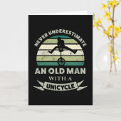 ユニサイクルに乗るおじいちゃん 面白いパパへのプレゼント カード (黄色い花)