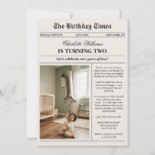 ユニークで楽しい新聞写真の2歳の誕生日 招待状 (正面)