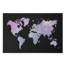 ユニークなダークウォーターカラーの世界地図のホームオフィスデコ