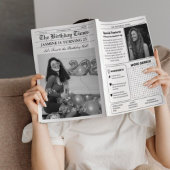 ユニークな新聞の誕生日プログラムのインフォグラフィック 招待状