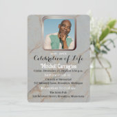 ユニークモダン白大理石の男性記念写真 招待状 (スタンド正面)