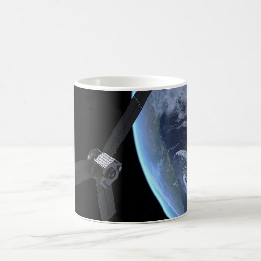 ユノ宇宙船の地球フライバイ中 コーヒーマグカップ (中央)