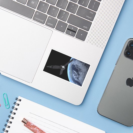 ユノ宇宙船の地球フライバイ中 シール (ノートパソコンとiPhone)