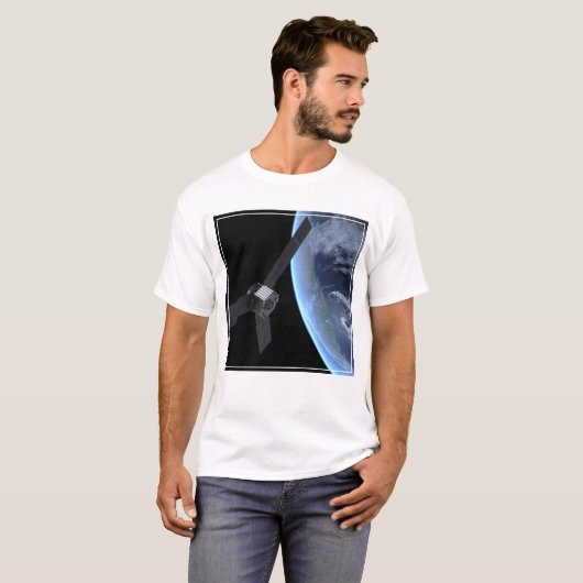 ユノ宇宙船の地球フライバイ中 Tシャツ (正面フル)