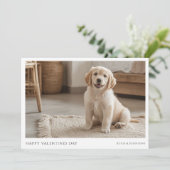 ユモア溢れるゴールデンレトリバーの子犬の写真 バレンタイン シーズンカード (スタンド正面)